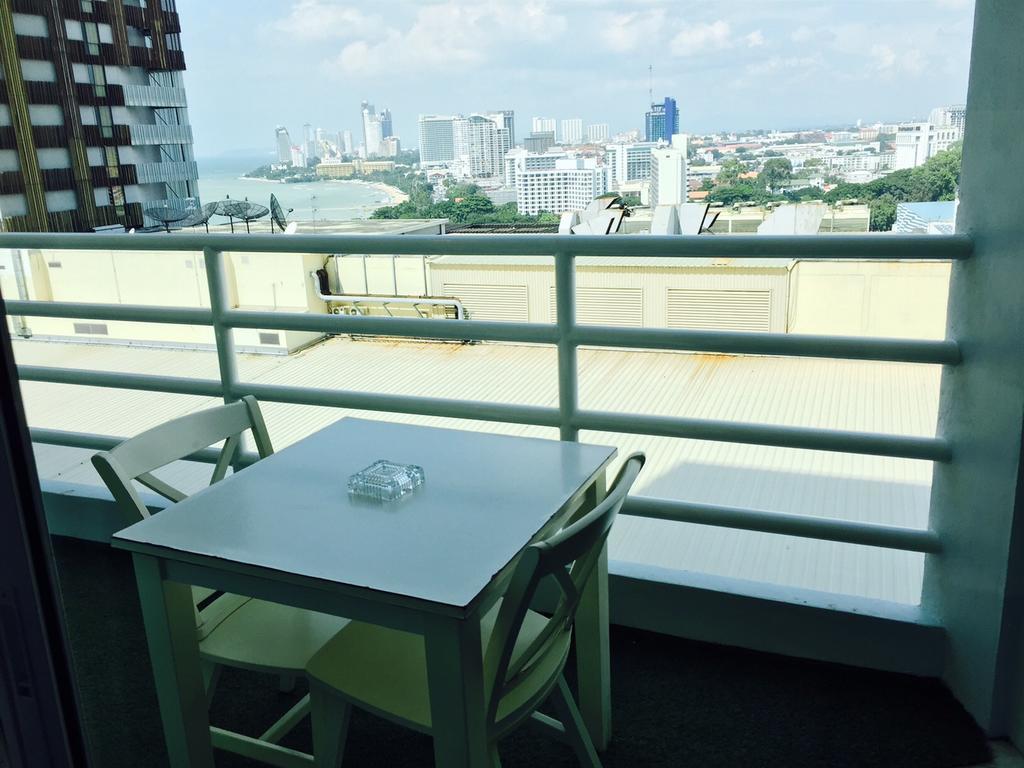 View Talay 6 Pattaya Beach Apartment By Honey מראה חיצוני תמונה